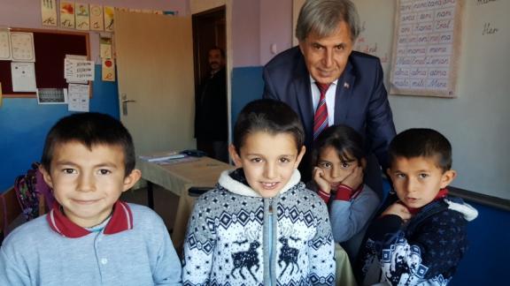 Milli Eğitim Müdürü İsmail ÇETİN Kazmaca Köyü İlk ve Ortaokulunu ziyaret etti...
