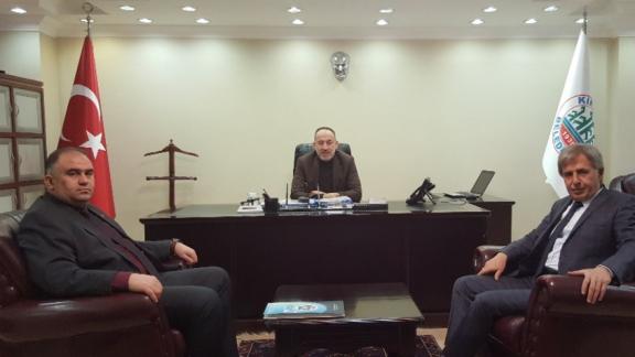 Milli Eğitim Müdürü İsmail ÇETİN, Kırıkkale Belediye Başkanı Mehmet SAYGILIyı makamında ziyaret etti...