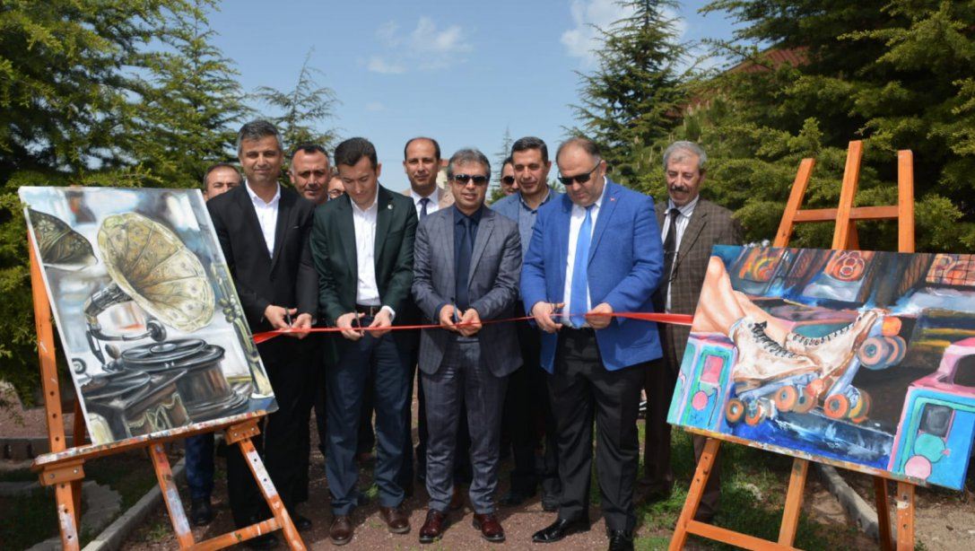 Kırıkkale Güzel Sanatlar Lisesi Resim Sergisi Açılışı Gerçekleştirildi 