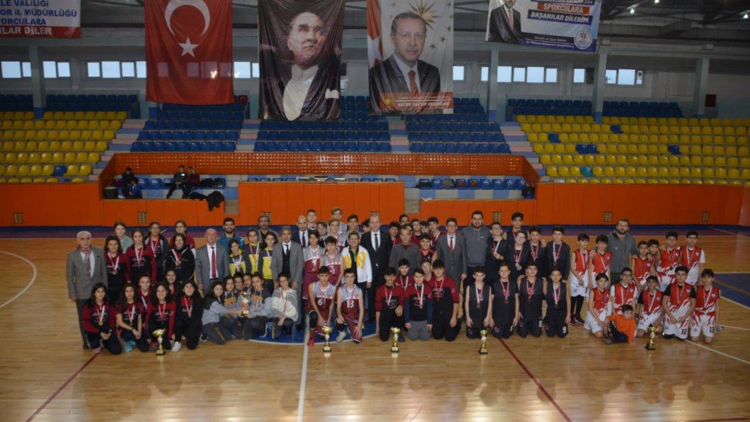 2019-2020 Eğitim Öğretim Yılı Okul Spor Faaliyetleri Genç Kız-Erkek Basketbol Müsabakaları Gerçekleştirildi